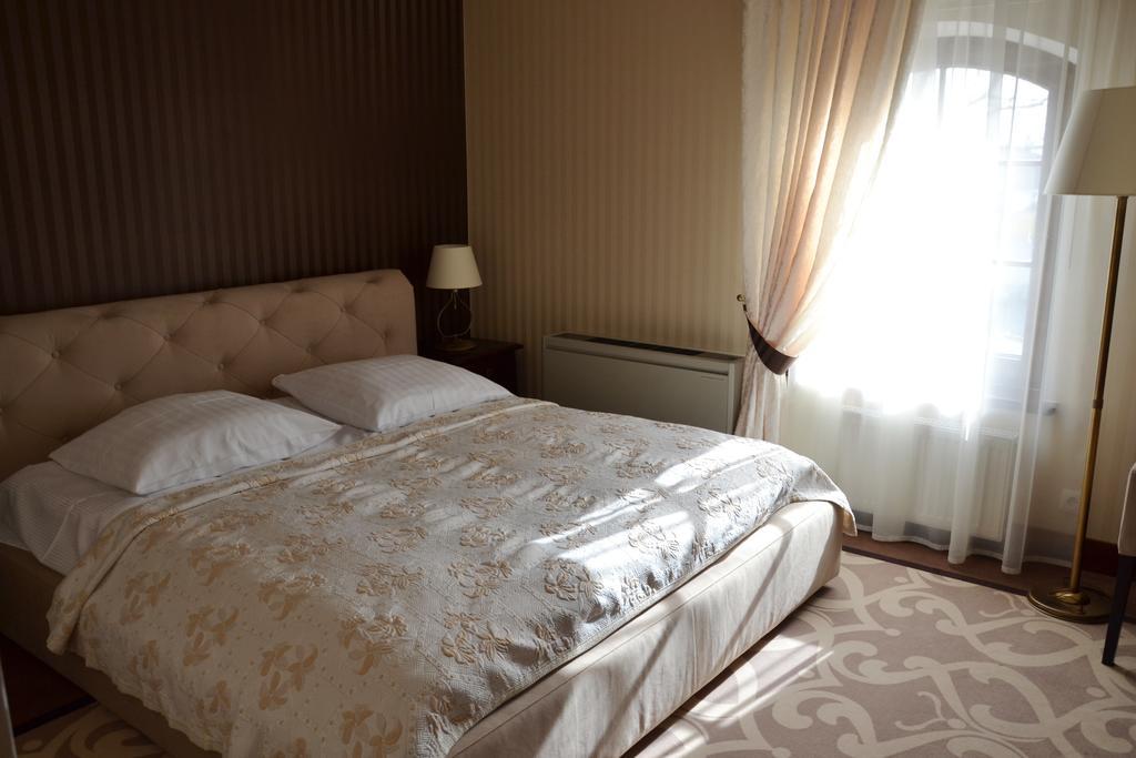 Hotel Nowodworski Legnica Dış mekan fotoğraf